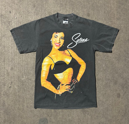 Vintage 1995 Memorial Selena shirt